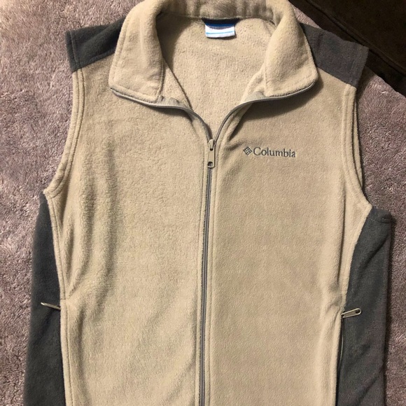 Columbia Men's Steens Mountain Vest - Picture 1 of 3